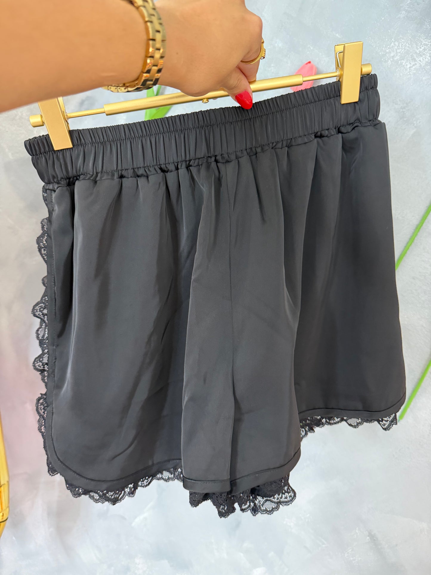 Satin black lace short